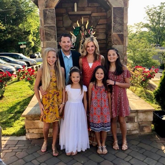 Meet your Posher, KK - Picture 2 of 4